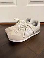 Size 9 – New Balance 574 Core Pack – Grey