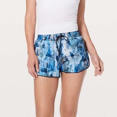 Lululemon Choose A Side Short 3″ Sun Dazed Blue Black Night Size 4 Reversible