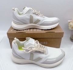 VEJA Impala – Engineered- Mesh- Eggshell / Pierre- Men’s Running Shoes SZ US 9 M
