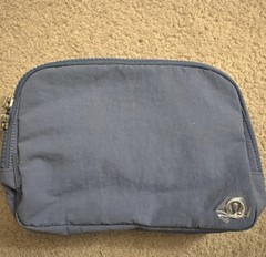 Lululemon Everywhere Belt Bag Large 2L Washed Denim (9257)