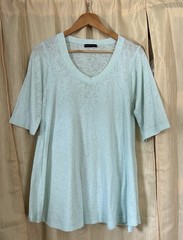 Nally & Millie Light Mint Solid V-Neck 3/4 Sleeve Knit Pullover Top