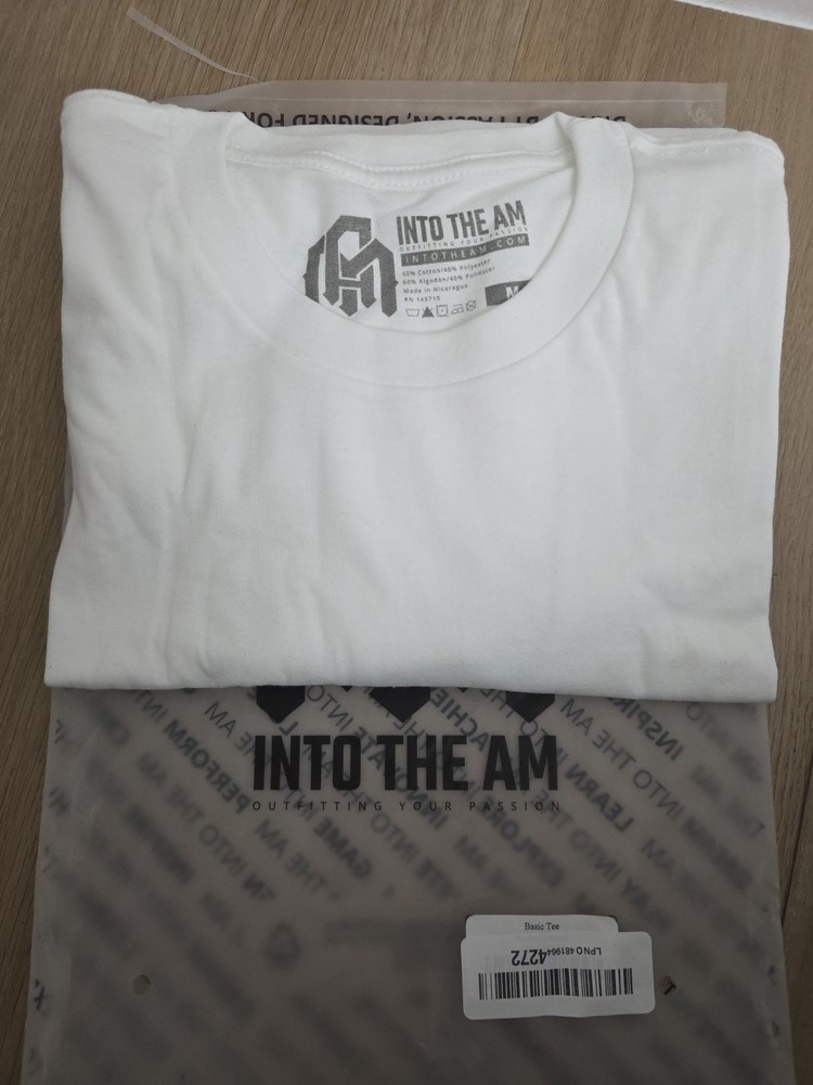 Into The AM White Basic Tee, Medium